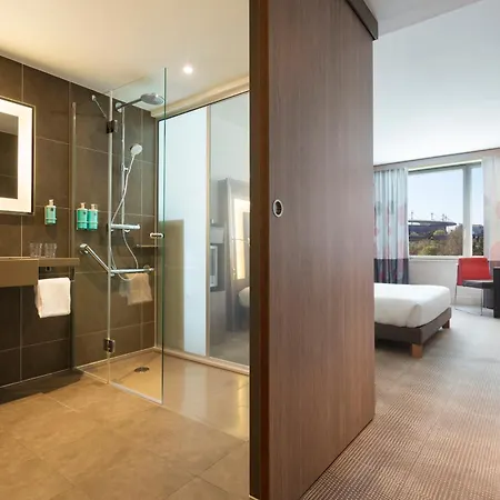 Novotel Paris Saint Denis Stade Basilique Extérieur photo