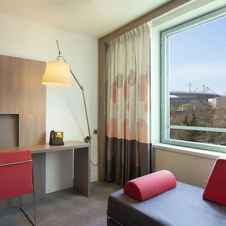 Novotel Paris Saint Denis Stade Basilique Extérieur photo