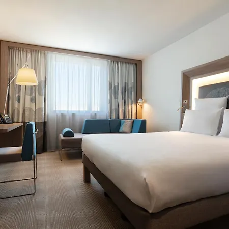 Novotel Paris Saint Denis Stade Basilique Extérieur photo