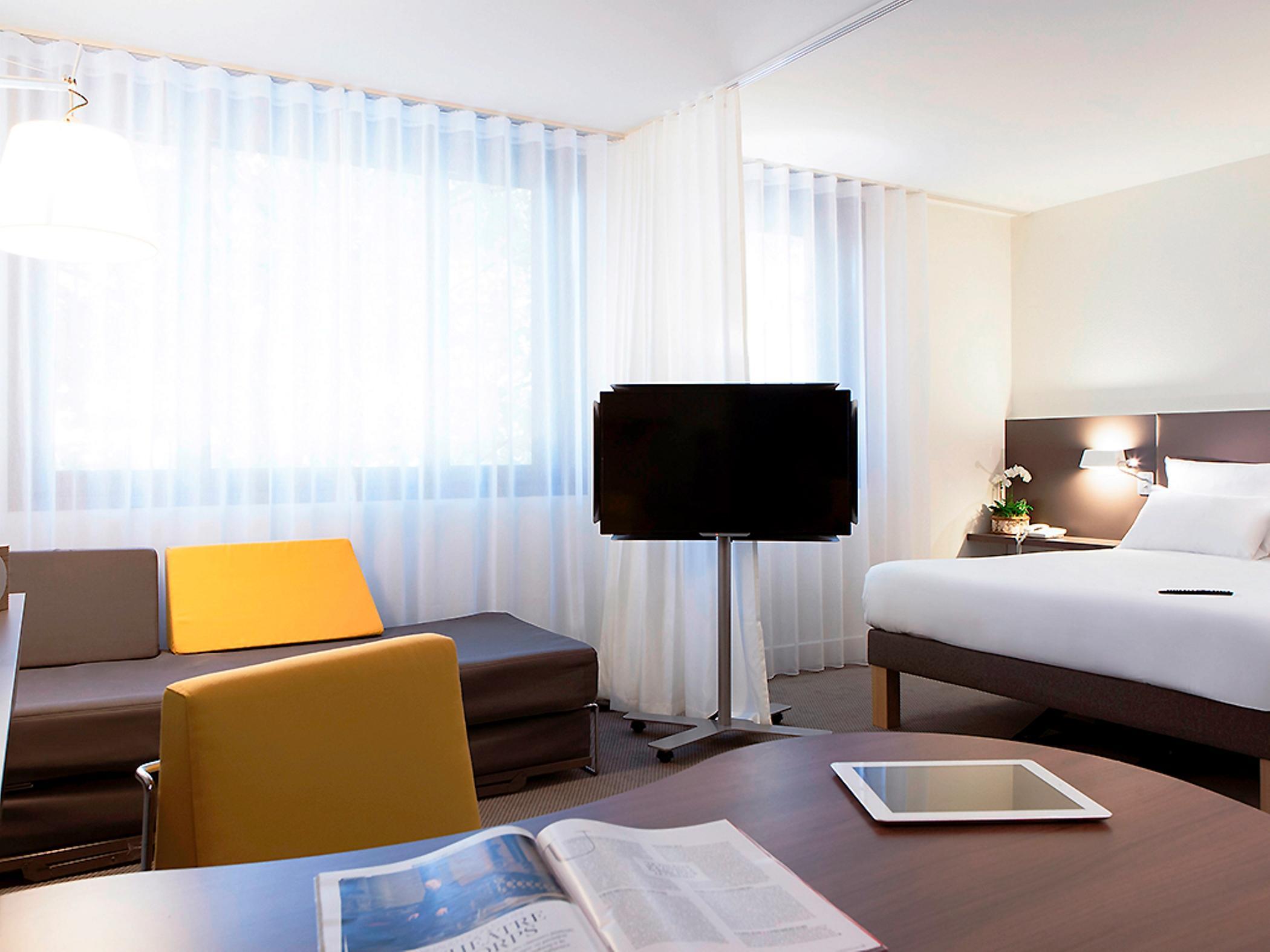 Novotel Paris Denis Stade Basilique Hotel 4*
