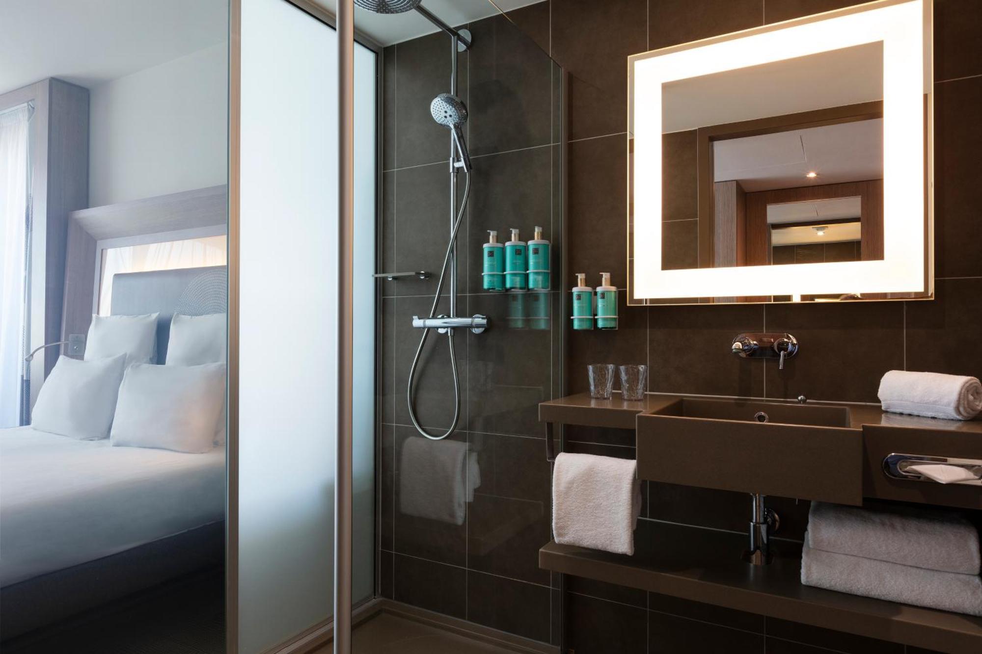Hotel Novotel Paris Denis Stade Basilique 4*