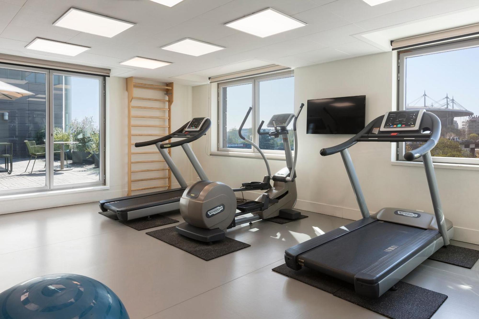Novotel Paris Denis Stade Basilique Hotel 4*