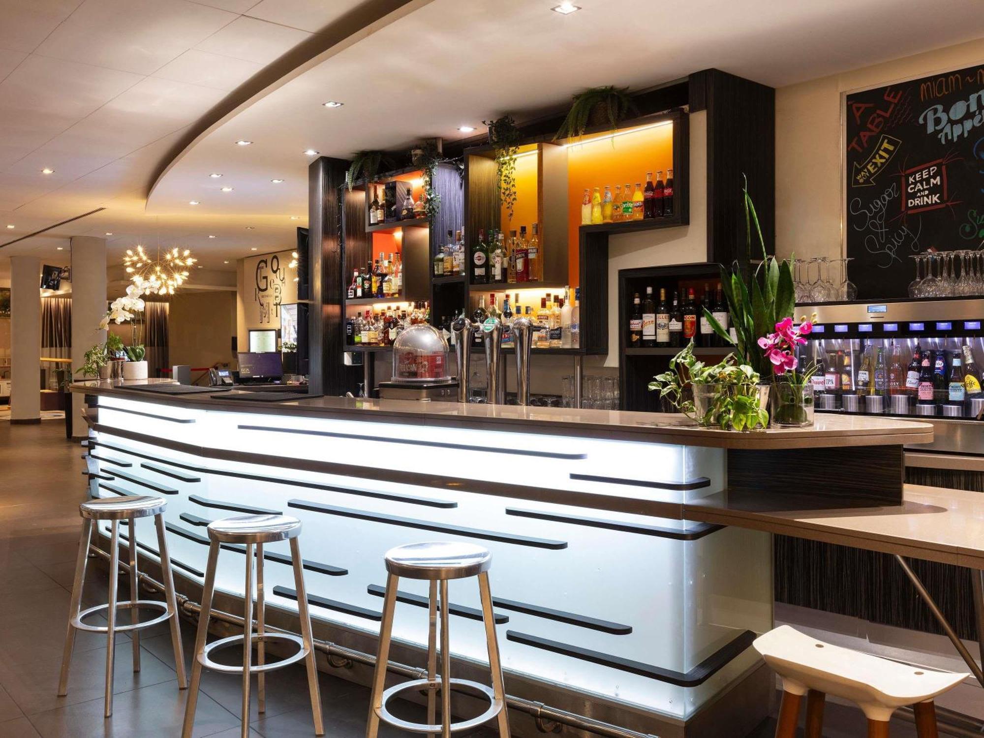 Hotel Novotel Paris Denis Stade Basilique