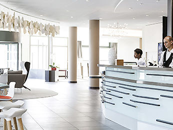 Novotel Paris Denis Stade Basilique Hotel 4*